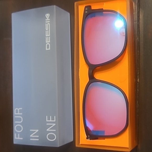 DEESIK Other - DEESIK Four in One Glasses